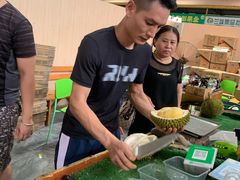 -曼阁市场水果批发市场