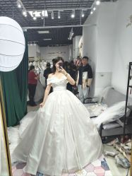 -NaNa婚纱礼服馆