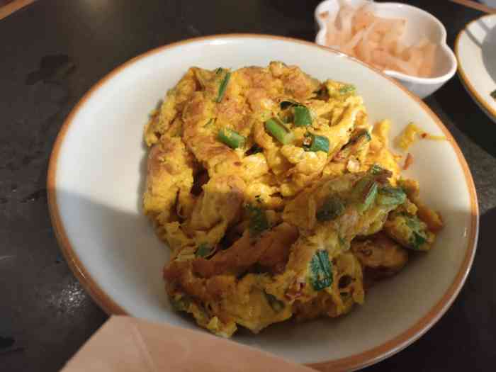 打分 吃了两碗饭,他们家的米饭很特别和平常的米饭不一样,超好吃的