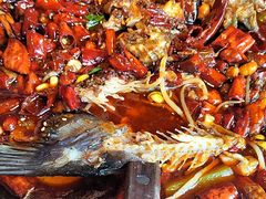 -鸣记脆皮烤鱼·海鲜烤鱼(三八广场店)