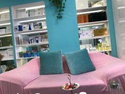 -斐尔国际皮肤管理中心