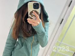 -lululemon(海信广场店)