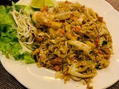 菠萝饭-Dash Teak House