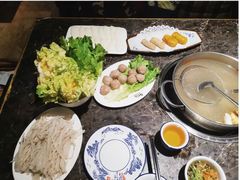 -仄园围炉坊·牛肉火锅·汕头卤水火锅(蛇口店)