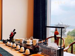 -鼎泰亨·海鲜牛肉餐厅(滨江店)