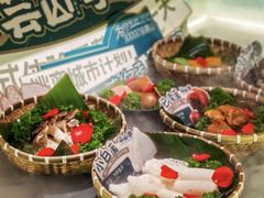 -芸山季·云南野生菌火锅(人民广场来福士店)