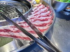 -哈哈碳都·牛肋条无限自助烤肉(台江万达店)