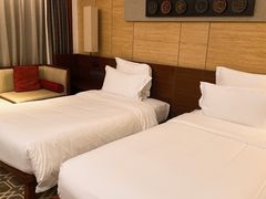 -三亚湾海居铂尔曼度假酒店