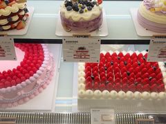 -花花卷卷·鲜食蛋糕(泉屋店)