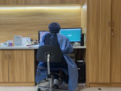 -上海仁爱医院口腔科 · 种植