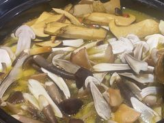 -野菌皇海景野生菌火锅(滨海大道店)