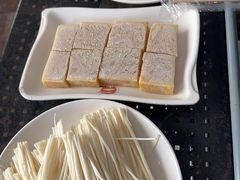 -鑫龙火锅城(青岛分店)