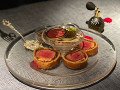 惠灵顿牛排-弦月窗LUNETTE BY AMANDA(复兴路店)