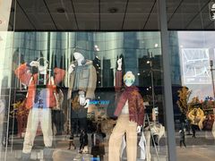 -北京利生体育商厦