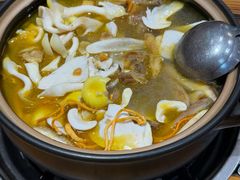 -菌之家·专业纯野生菌火锅·特色炒菌