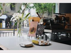 -Onirii Coffee(长乐路店)