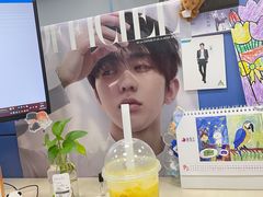 -喜茶(上海北外滩来福士店)