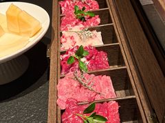 -左庭右院鲜牛肉火锅黑金店(陆家嘴中心店)
