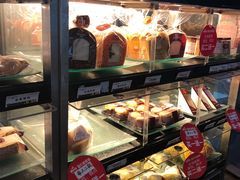 面包甜点陈列柜-皇氏新鲜屋(-正恒国际店)