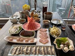 -云中捞高空旋转餐厅(商茂世纪广场店)