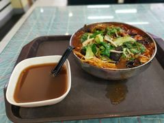 -红鼻子桂林米粉(金唐新光界店)