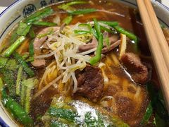 -镇南锅盖面馆(解放路店)