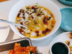 -荷塘秋月·本帮江浙菜(国权路店)