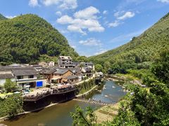 -芦茨金富饭庄·25年老字号·专做稻草鸡