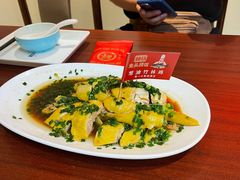 -魏铭鱼头捞饭(晋阳路店)