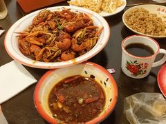 -冶建镜子·老南昌大排档·江西虾王(总店)