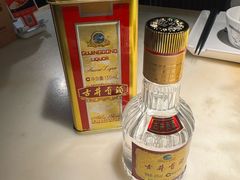 -吴越荣记苏州菜·松鼠桂鱼 100% 活鱼现做(月光码头店)