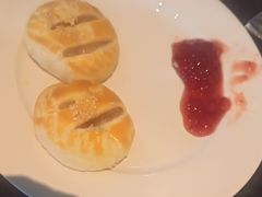 -筠咖啡西餐厅(上海国展宝龙丽筠酒店)