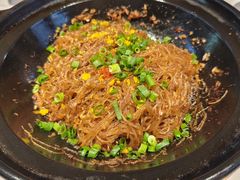 -阿瓦山寨·湘菜现炒·剁椒鱼头王(咸阳总店)