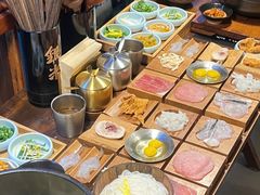 -银米·云南传统过桥米线(双廊黑金冠店)