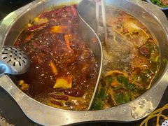 -重庆风光老灶火锅城(同德广场店)