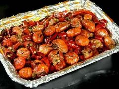 -扒虾小妹儿麻辣海鲜(宏图街店)