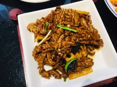 -梅飞酒家(名辉豪庭店)