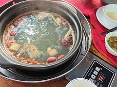-花苑美食横琴生蚝火锅(拱北粤华路店)