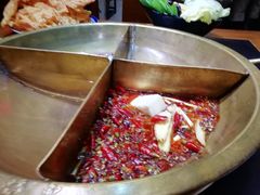 -沸炉重庆老火锅(军事博物馆店)