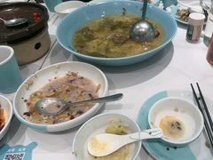 -姚姚酸菜鱼·金戈戈香港豉油鸡(喜荟城联名店)