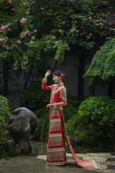-懿沉香中式嫁衣礼服秀禾服龙凤褂马来褂旗袍总店