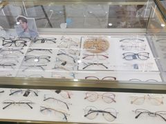-世纪大明眼镜·蔡司战略授权店(汉街店)