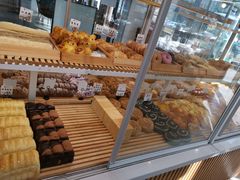 -焙丽拾光(麦凯乐直营店)