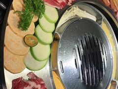 -哈哈碳都·牛肋条无限自助烤肉(台江万达店)