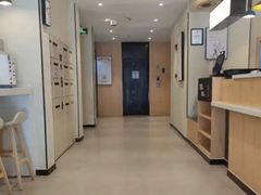 -艾豪森酒店(西安北大街地铁站店)