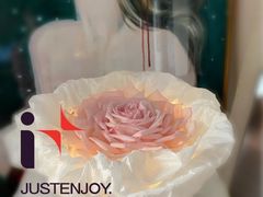 鲜花主题款蛋糕-艾加柒克蛋糕茶歇甜品台(春熙路店)
