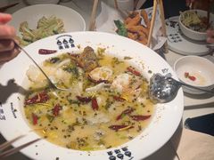 -渔语鱼酸菜鱼新川菜(来福士店)