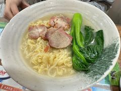 叉烧炒公仔面-金华冰厅