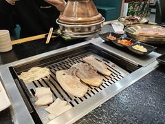 -臻牛烤肉