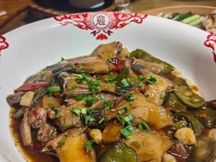 -鲤鱼塘农家山庄